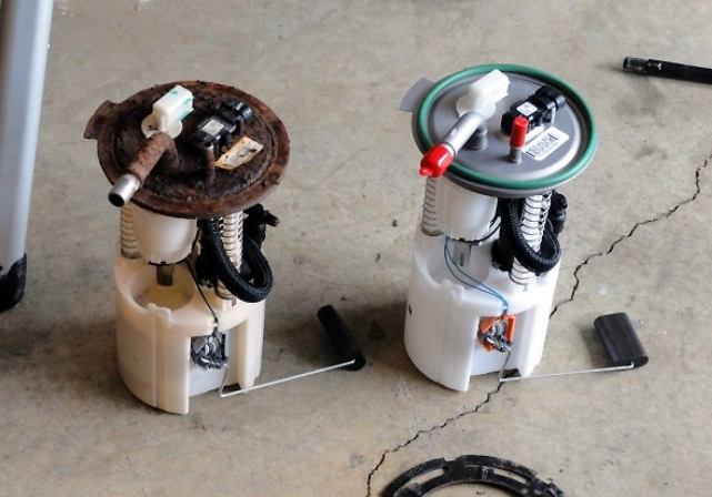 how much to replace a fuel pump