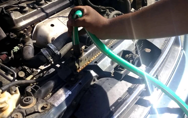 Radiator flush chemical