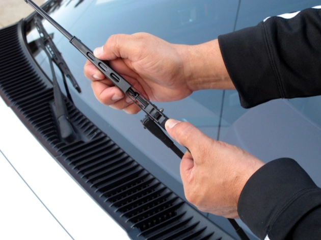 windshield wiper replacement cost windshield wiper replacement cost