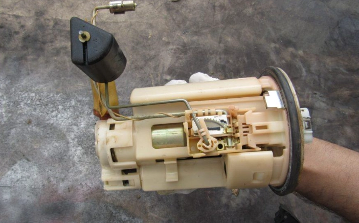 fuel pump replacement cost