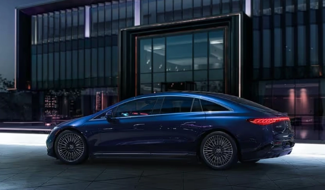 EQS 450+ range EQS 450+ range