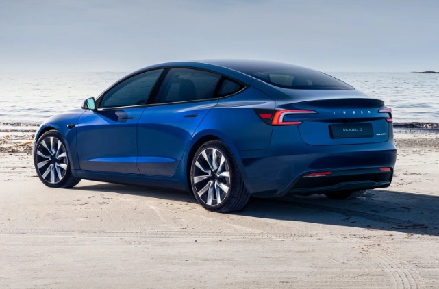 Tesla Model 3 Long Range range