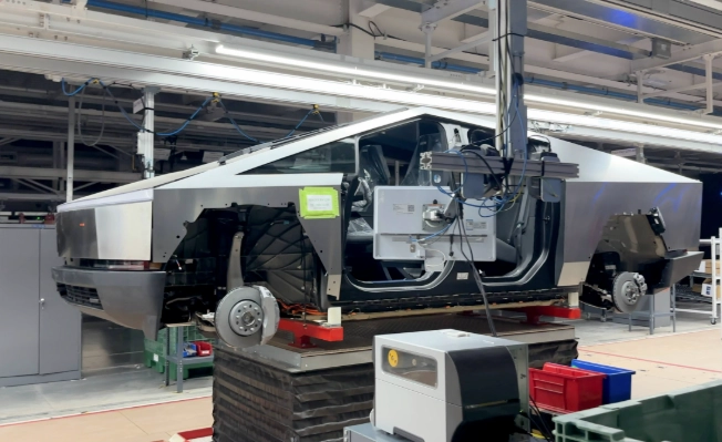 Cybertruck production numbers