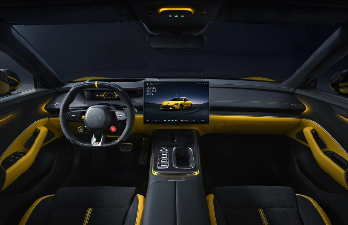 Xiaomi SU7 interior