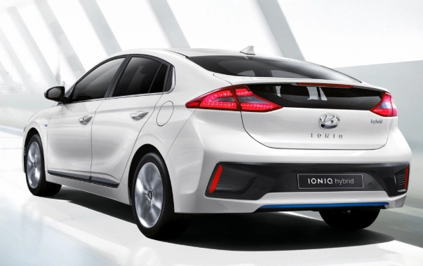 Hyundai electric SUV 2025