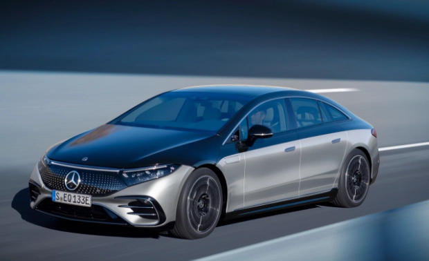 mercedes eqs 450 range