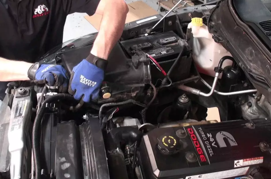 car won't start but has power