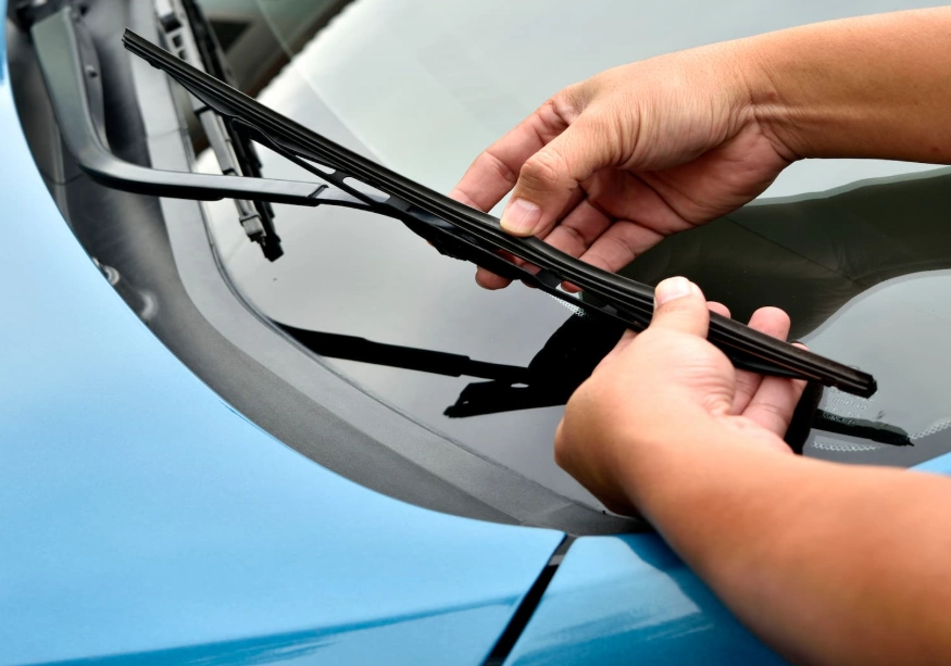 how to replace rear wiper blade